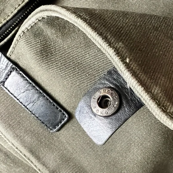 Everlane Modern Snap Backpack in distressed army green  display picture 1
